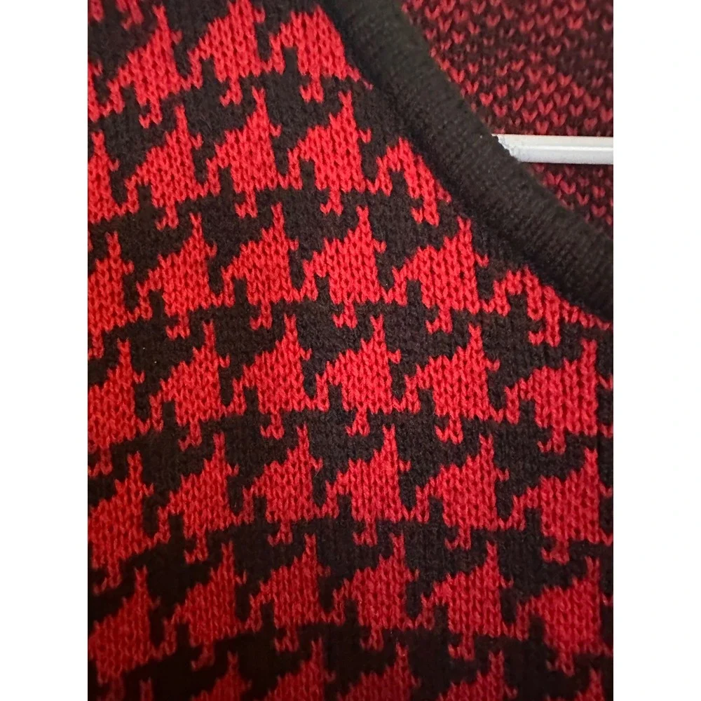 Liz Baker Womens Large Red Black Houndstooth Button Front Cardigan Sweater - Picture 5 of 7